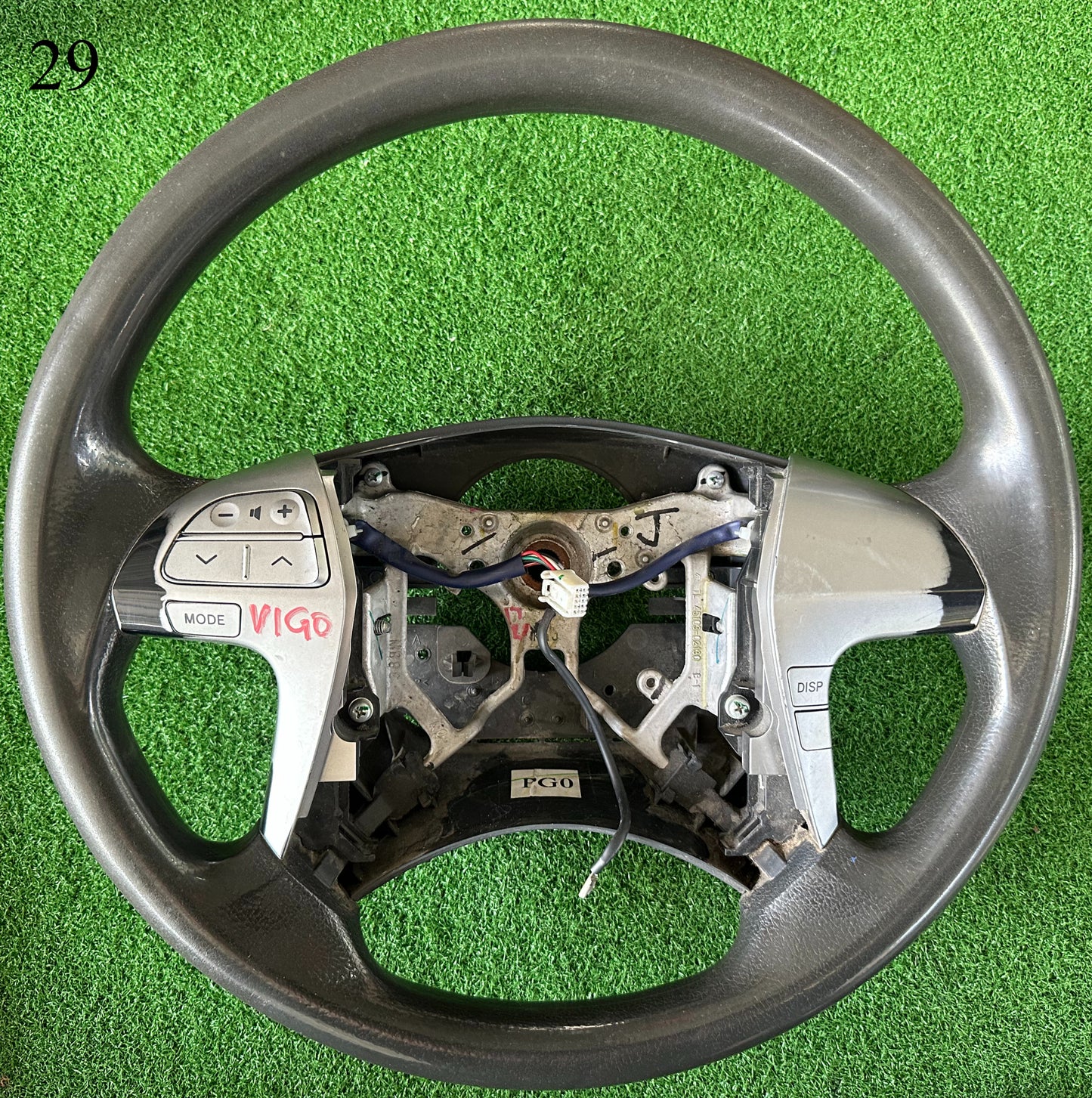 TOYOTA VIGO KUN126 STEERING WHEEL (SW00029)