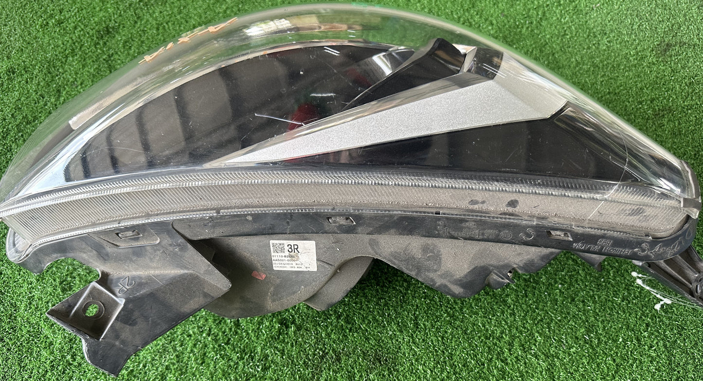 PERODUA AXIA HEAD LAMP RH (81110-BZ640)