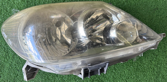 TOYOTA FORTUNER SUV KUN50 HEAD LAMP RH (81110-0K120-1)