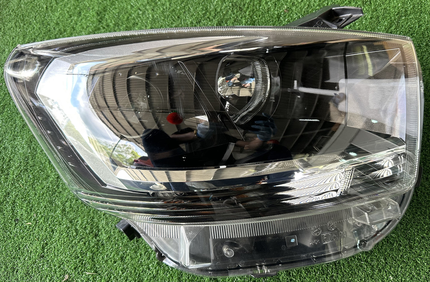 PERODUA AXIA HEAD LAMP RH (81110-BZ640-3)