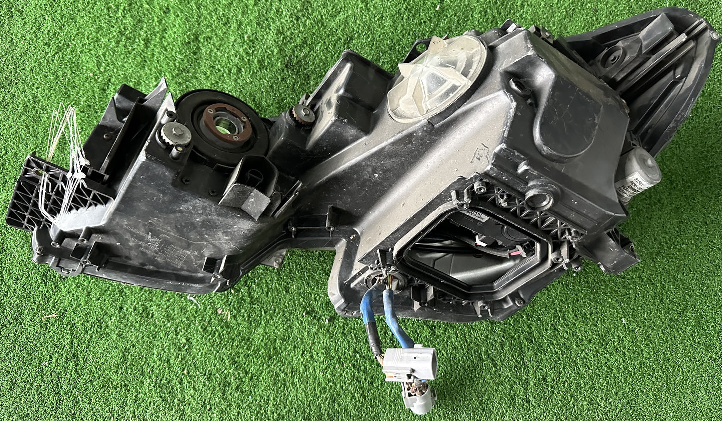 LEXUS GS350 HEAD LAMP RH (81140-30B71)