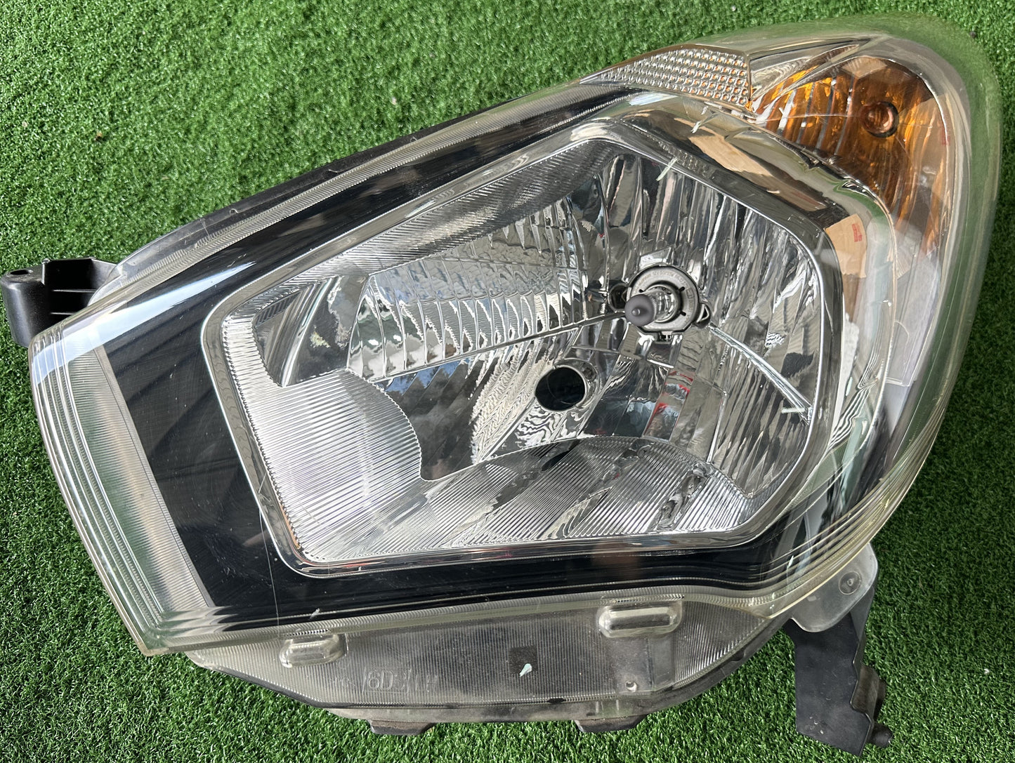 PERODUA MYVI ICON HEAD LAMP LH (81150-BZ480)