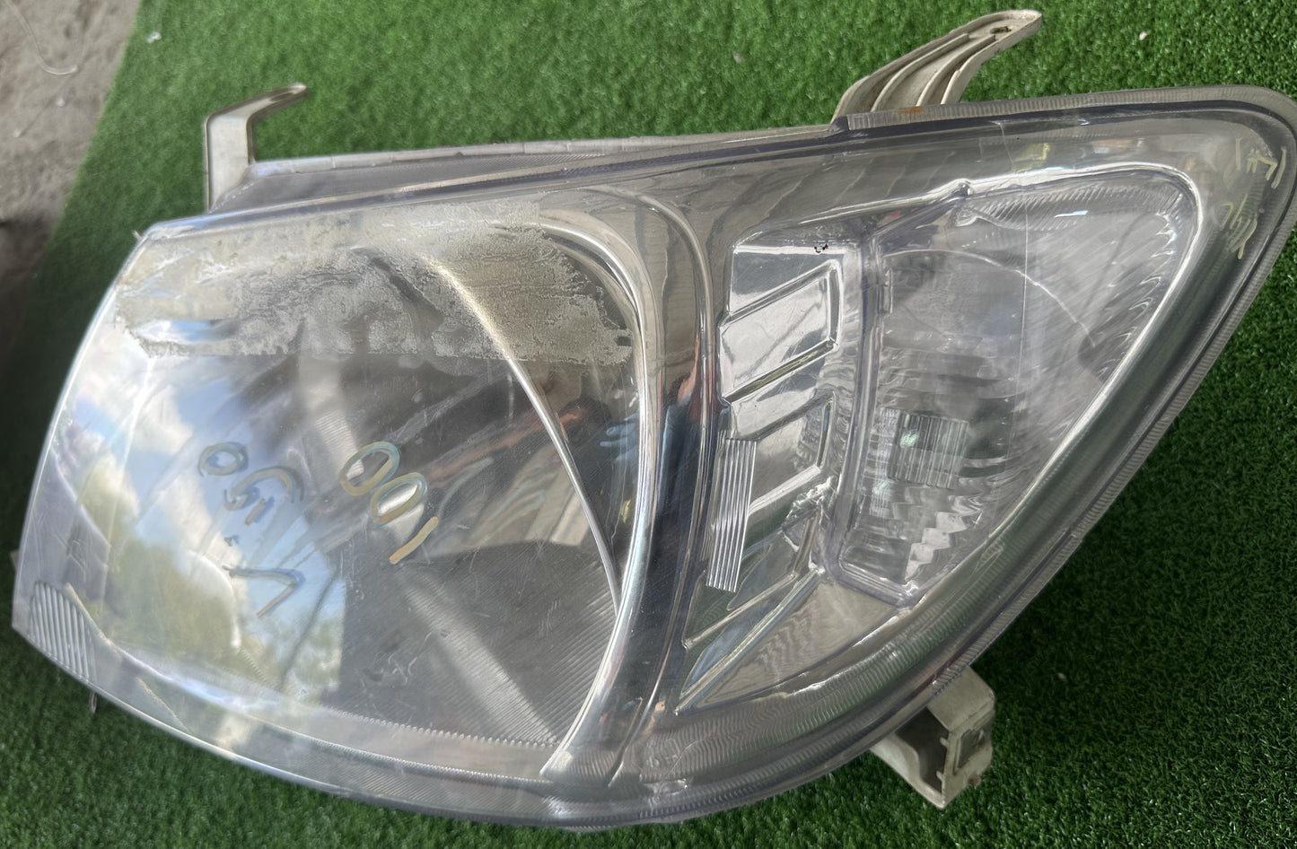 TOYOTA VIGO KUN25 HEAD LAMP LH (81170-0K190-1)