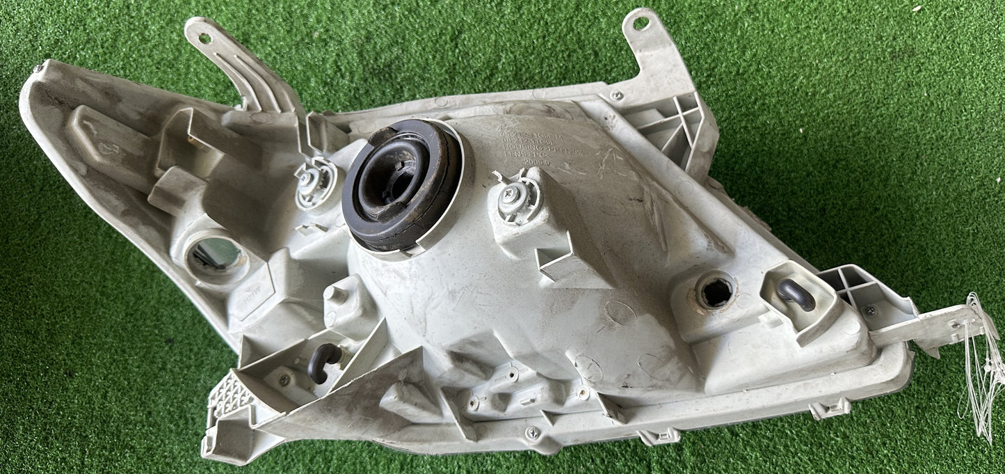 TOYOTA VIGO KUN25 HEAD LAMP LH (81170-0K190-1)