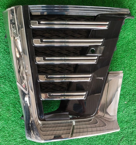 TOYOTA VELLFIRE FOG LAMP COVER RH (81481-52870)