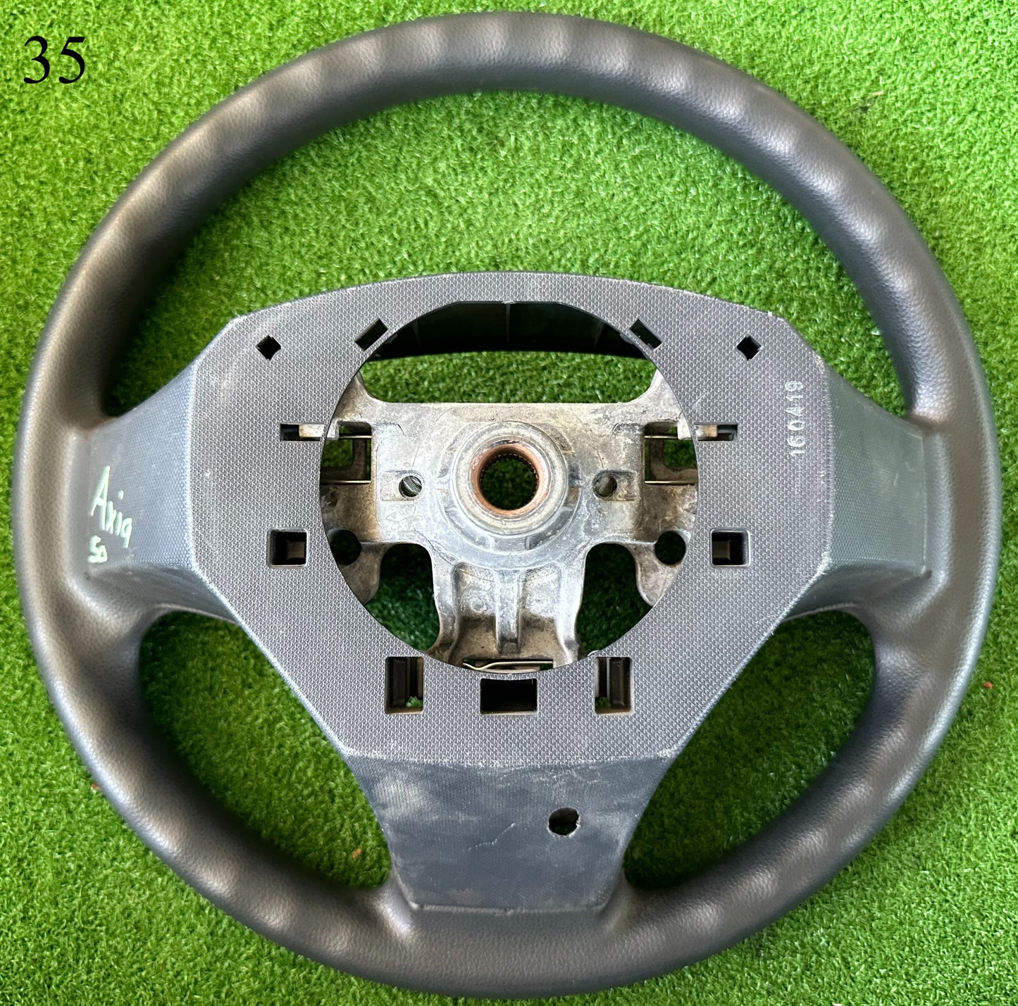 PERODUA AXIA STEERING WHEEL (SW00035)