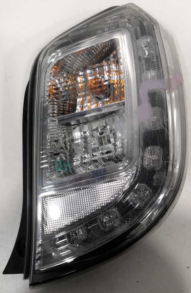 PERODUA AXIA SE TAIL LAMP (W) RH (81550-BZ280)