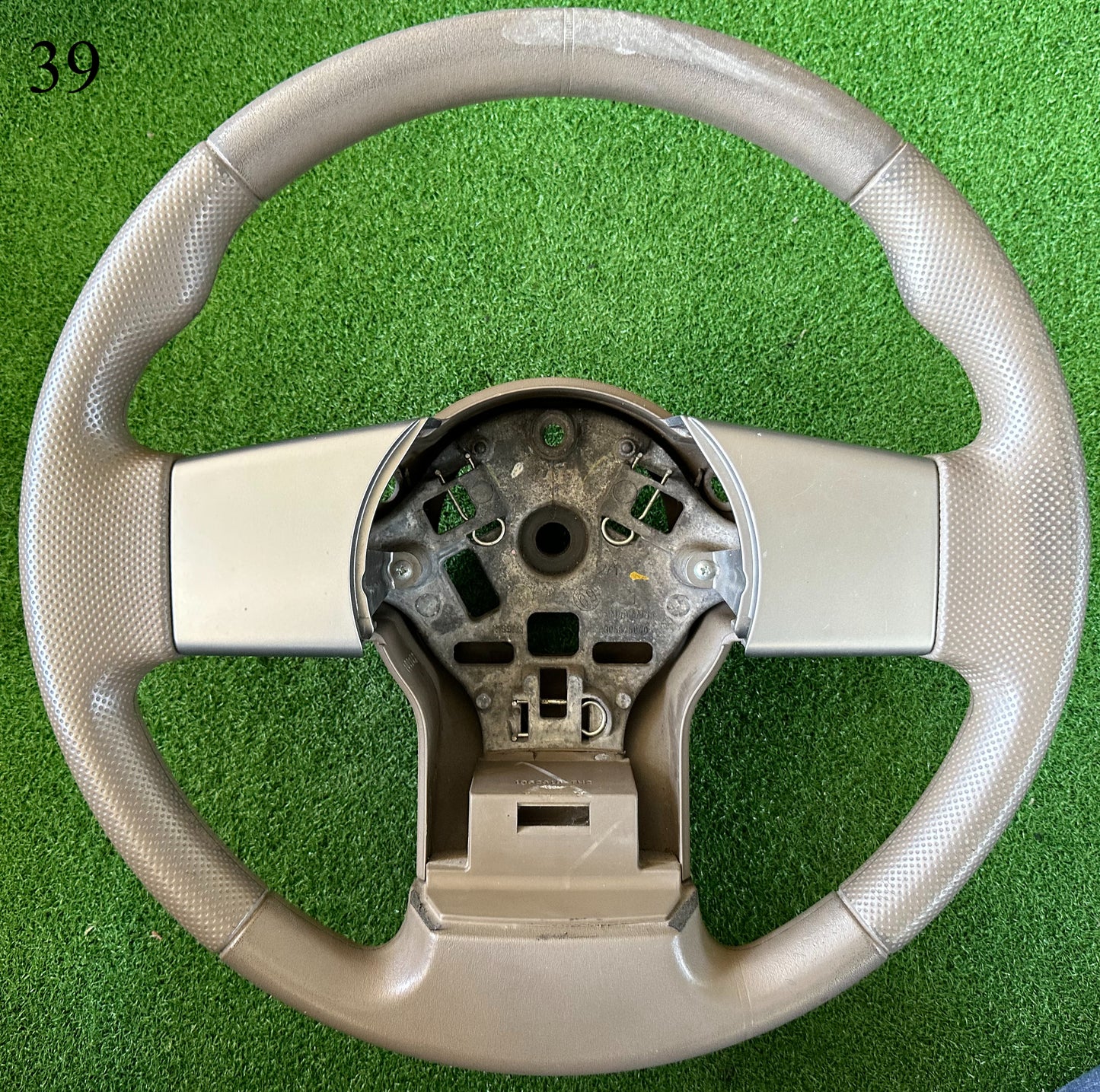 NISSAN NAVARA D40 STEERING WHEEL SW00039