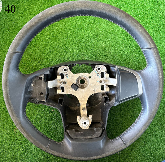 ISUZU DMAX VCROSS STEERING WHEEL (SW00040)