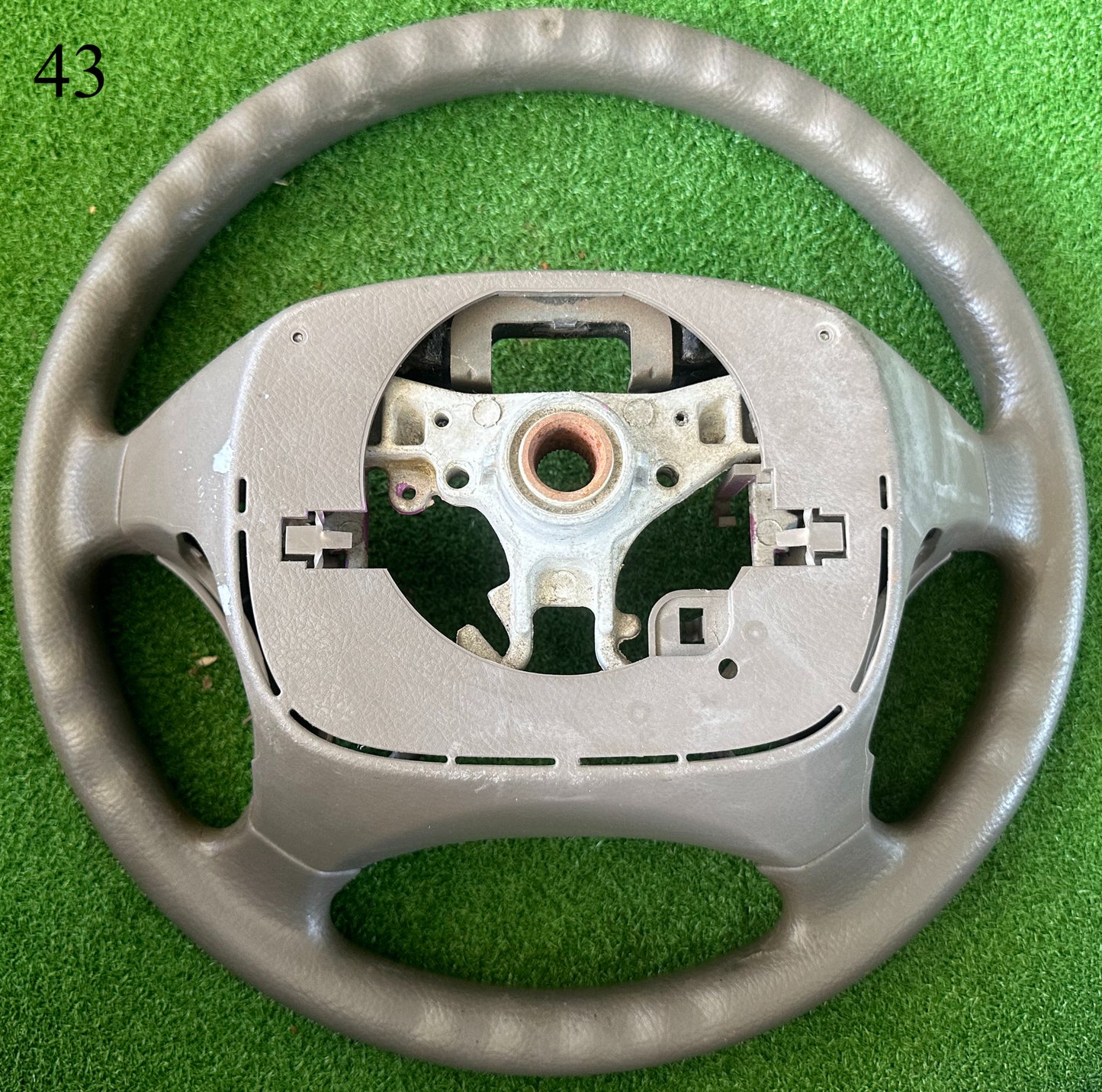 TOYOTA VIGO KUN125 STEERING WHEEL (SW00043)