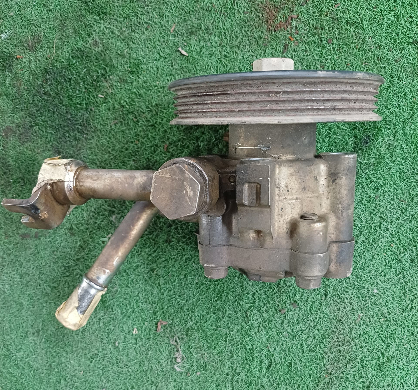 NISSAN NAVARA D40 STEERING PUMP (U) [SP0028]