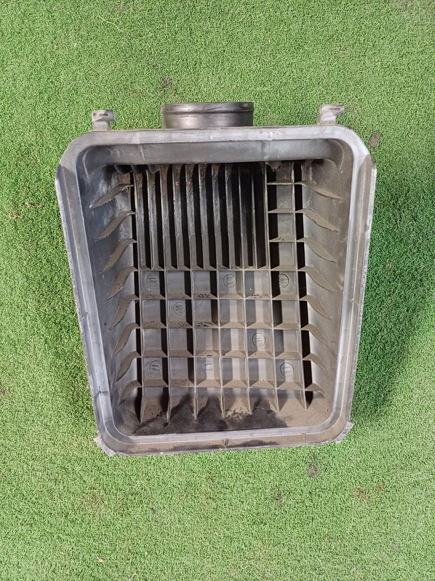 FORD RANGER W.L TOP COVER AIRBOX (U) [ABX0057]