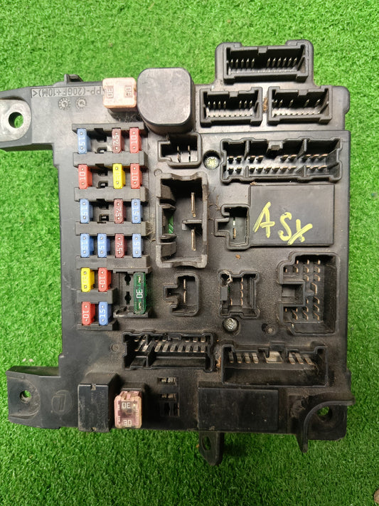 MITSUBISHI ASX FUSE BOX ECU (8637A647)