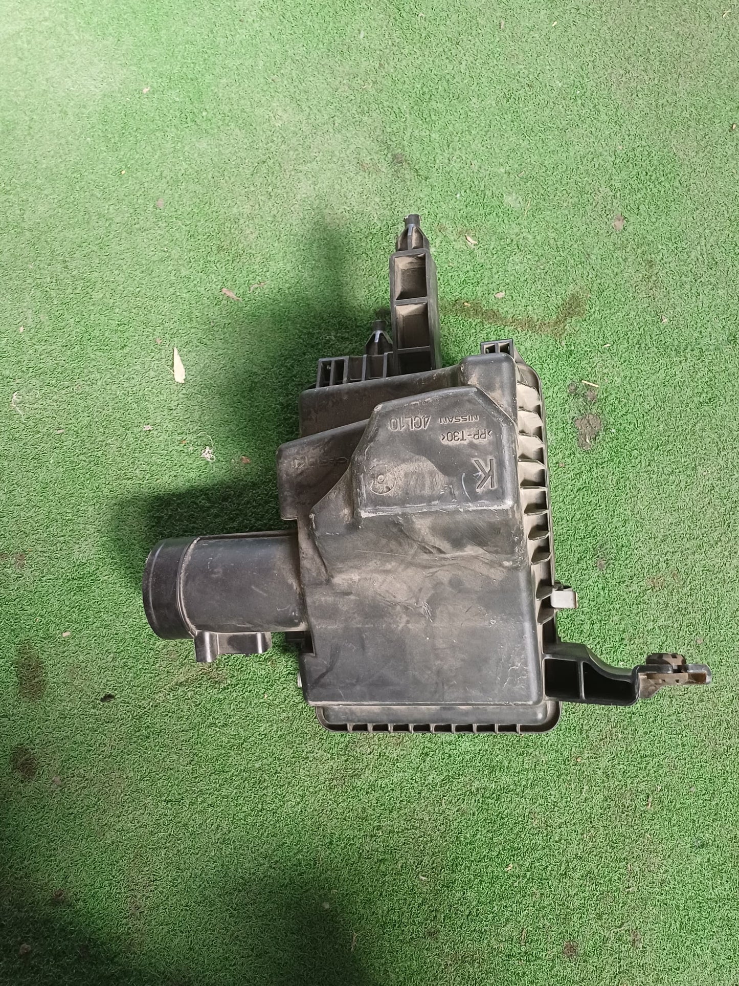 NISSAN X-TRAIL T32 AIRBOX (U) [ABX0038)