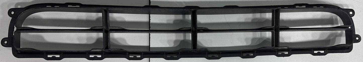 KIA RONDO FRONT BUMBER GRILLE CENTRE BLACK (86561-1D050)