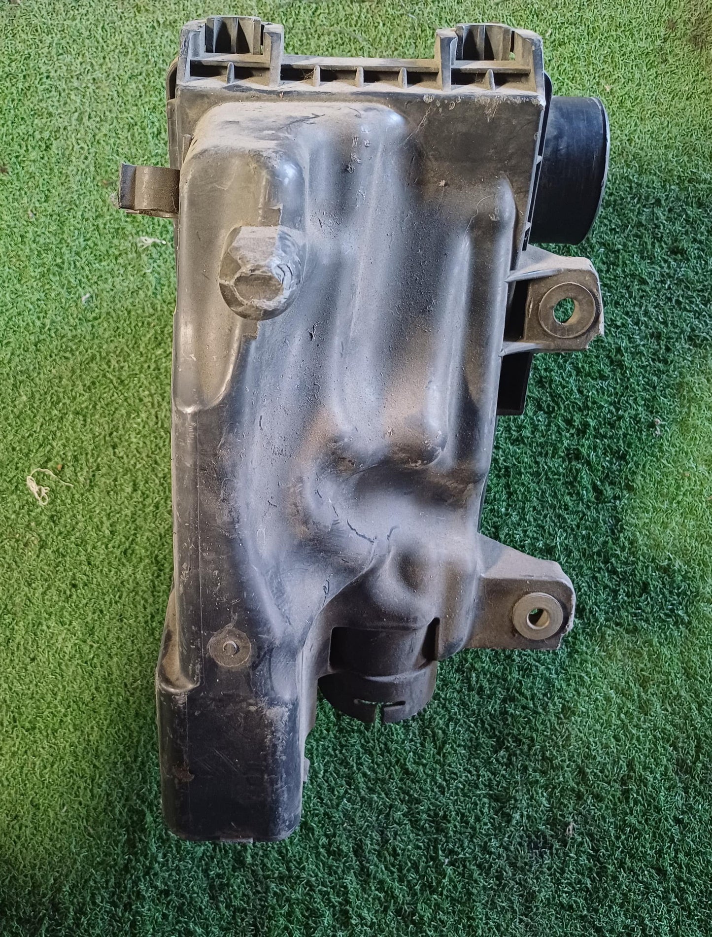 NISSAN ALMERA N17 AIRBOX (U) [ABX0044]