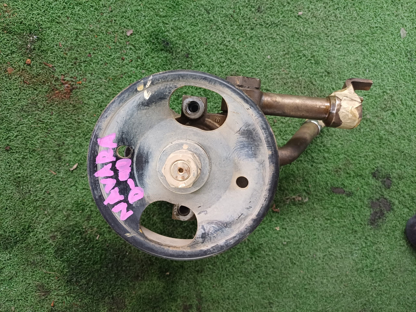 NISSAN NAVARA D40 STEERING PUMP (U) [SP0028]