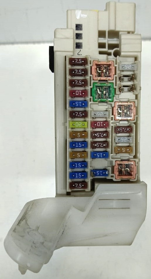 TOYOTA VIOS NCP150 FUSE BOX (89221-0D230)