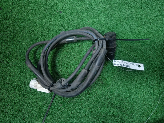 TOYOTA HILUX VIGO ABS SENSOR RH (89542-0K020)