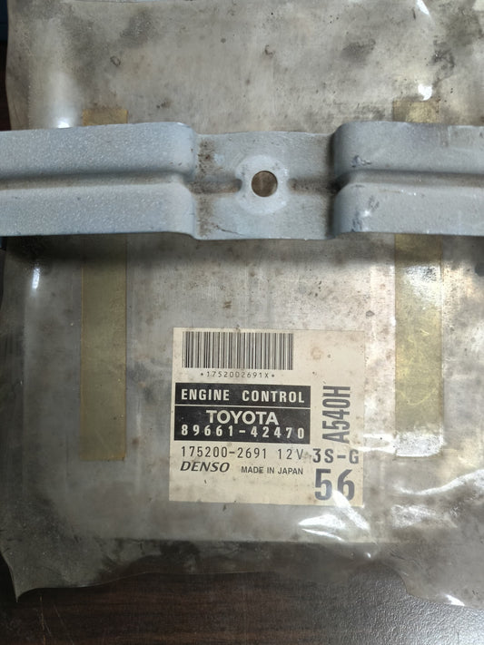 TOYOTA RAV4 ENGINE CONTROL ECU (89661-42470)
