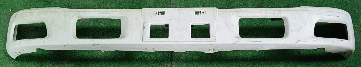 ISUZU NLR85 FRONT BUMPER WHITE (B) (8974068144)