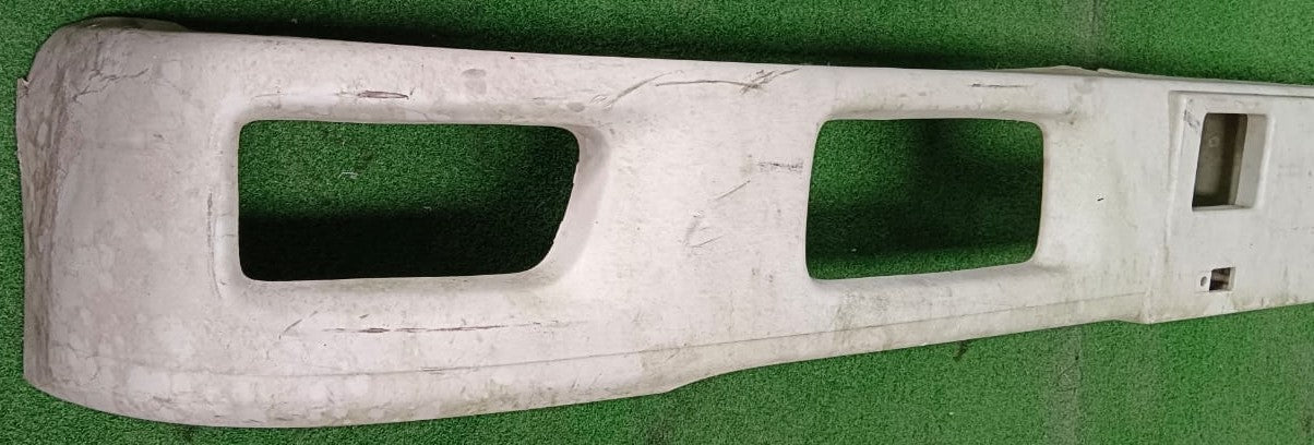 ISUZU NLR85 FRONT BUMPER WHITE (B) (8974068144)