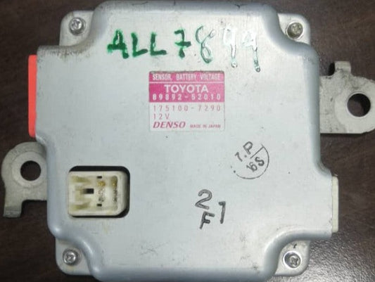 TOYOTA PRIUS SENSOR BATTERY VOLTAGE ECU (89892-52010)