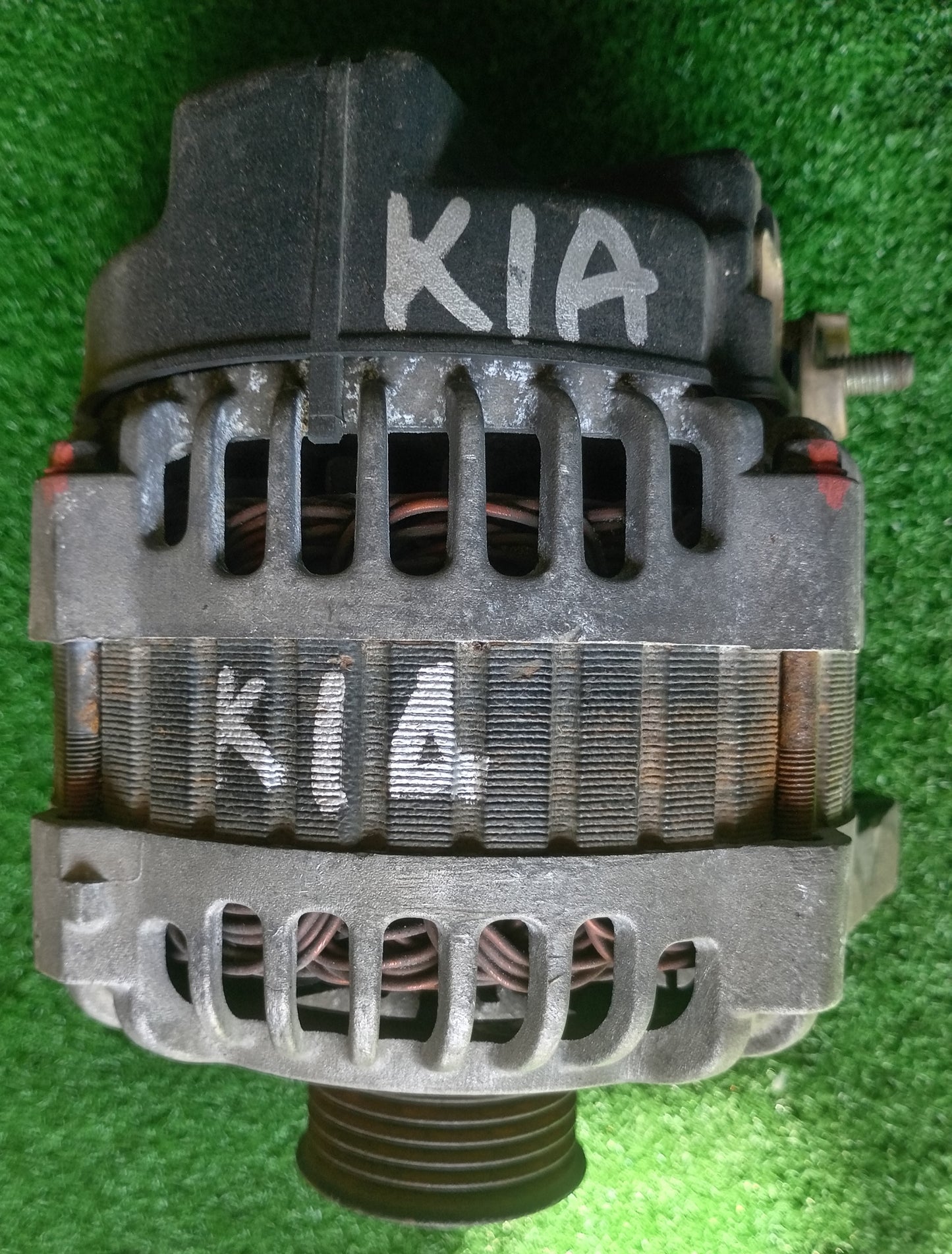 KIA CORNIVAL 2 V6 ALTERNATOR (U) (AB1111125-U)