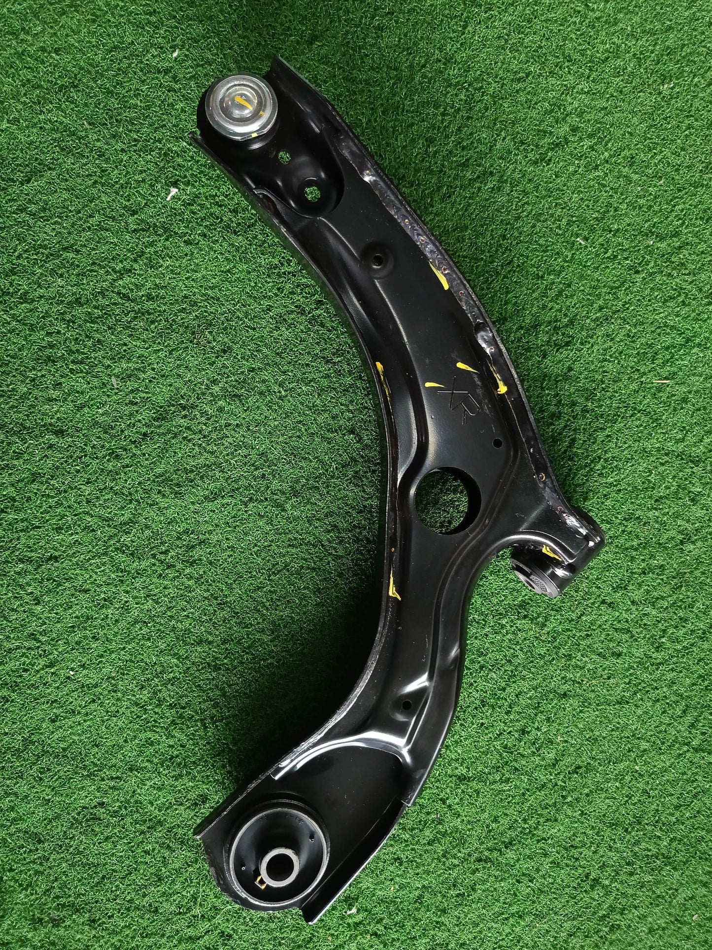 PERODUA ALZA 2022 LOWER ARM RH (NEW) (48068-BZ441)