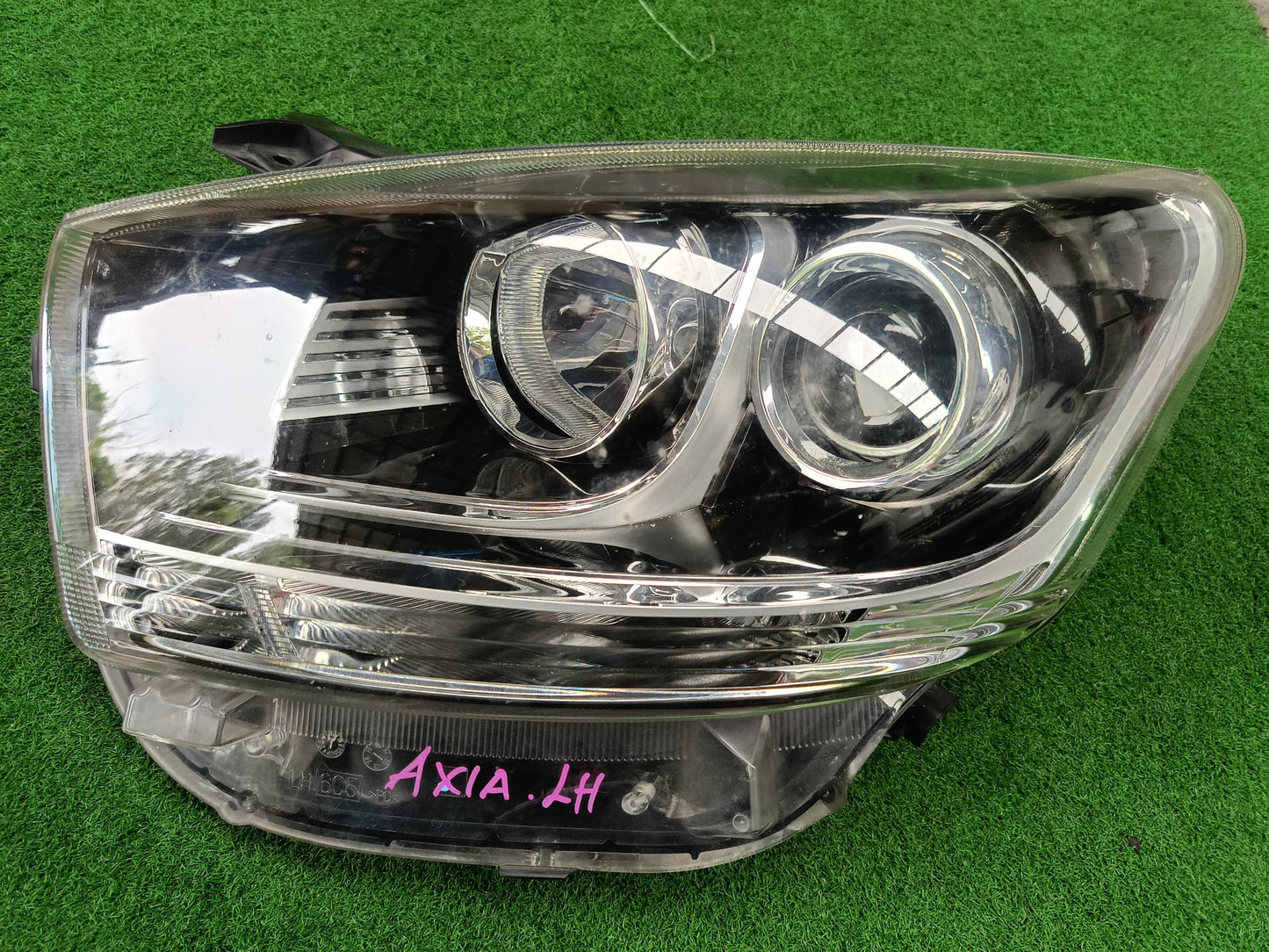 PERODUA AXIA HEADLAMP LH (2002280)