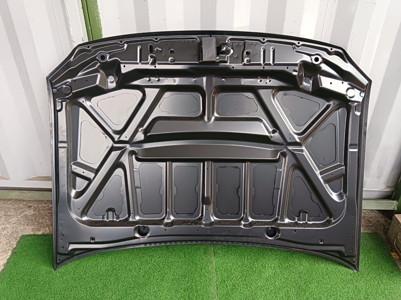 ISUZU DMAX 2007 2/4DOOR FRONT BONNET WITHOUT TURNO HOLE (ISK05C-181GA-NGNA)