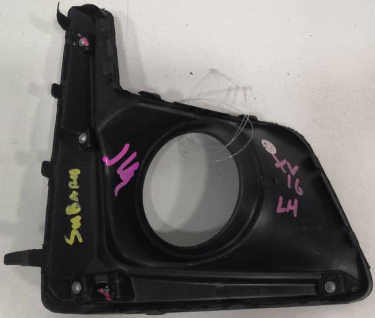 SUBARU XV CROSSTREK 2016 FOG LAMP COVER GOT HOLE LH (C140100850)