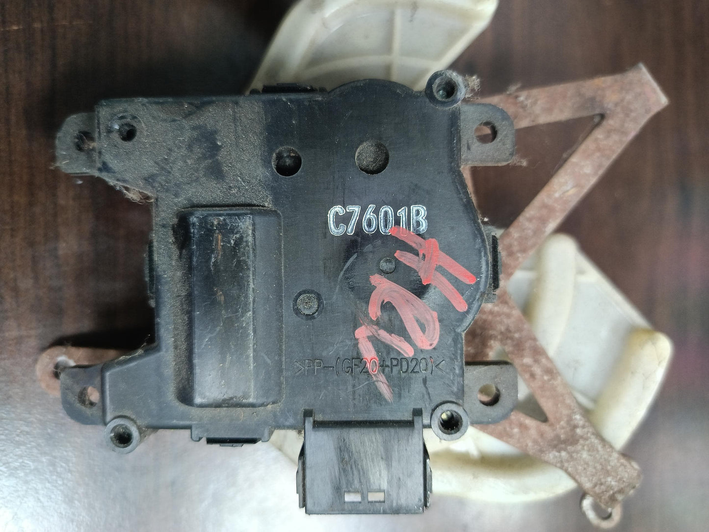 HONDA HRV FLAP CONTROL MOTOR (C7601B)