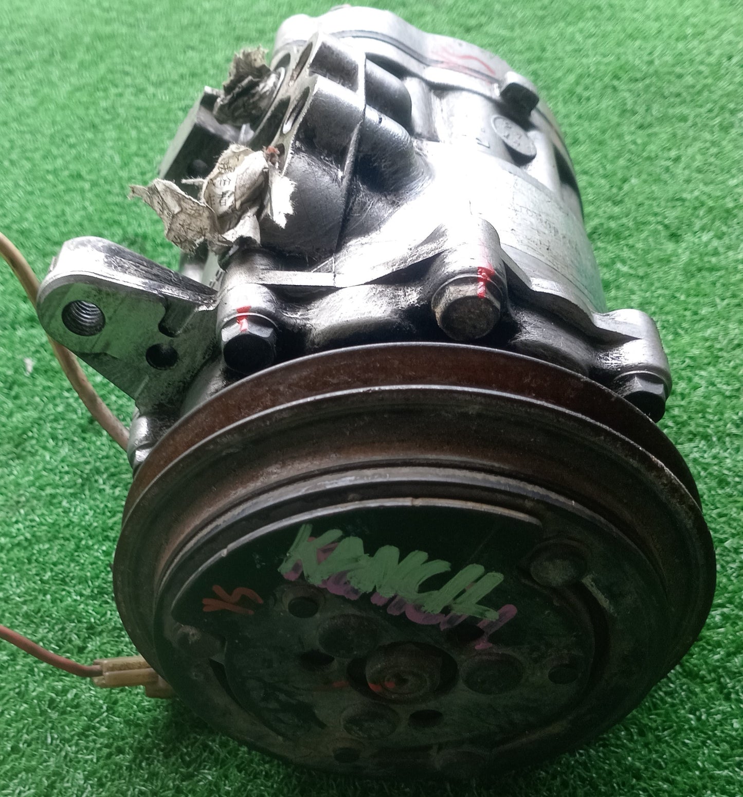 PERODUA KANCIL COMPRESSOR (CMP0003)