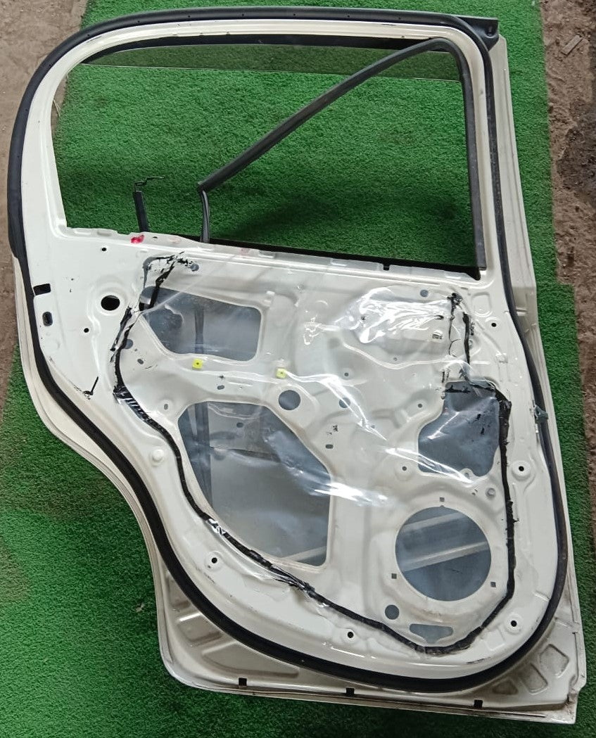 PERODUA MYVI LAGI BEST D54T 2011 DOOR PANEL WHITE REAR LH (U) (D54T00-67U0RL-3)