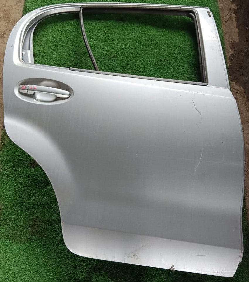 PERODUA MYVI LAGI BEST D54T 2011 DOOR PANEL SILVER REAR RH (U) (D54T00-67U0RR-4)