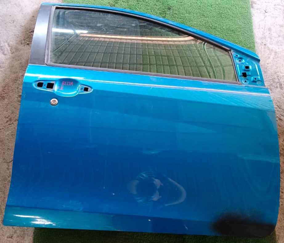 PERODUA BEZZA DOOR PANEL BLUE FRONT RH (DP00006)