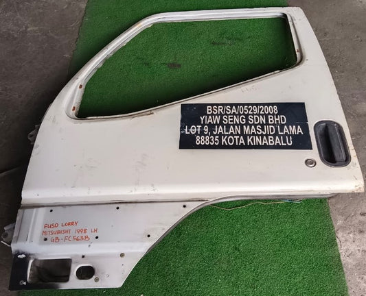 MITSUBISHI FUSO DOOR PANEL FLH KOSONG (DP00012)
