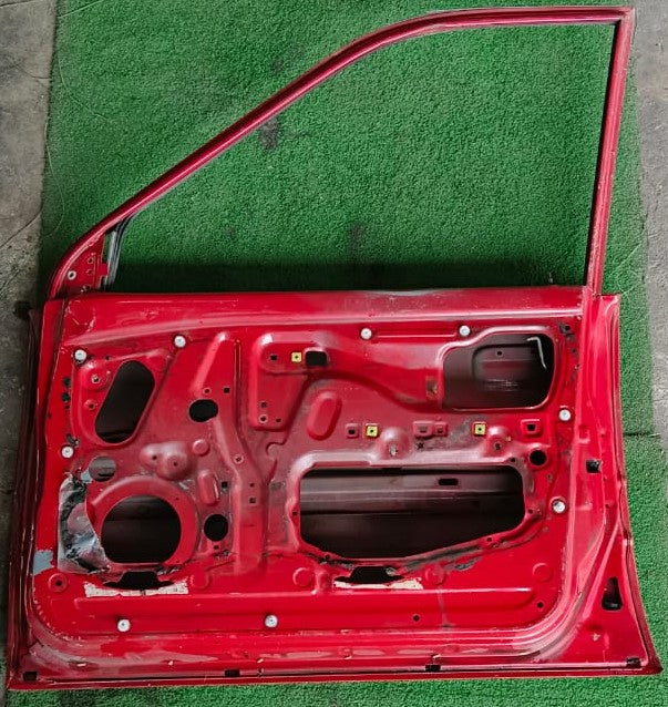 PERODUA KANCIL DOOR PANEL FRH KOSONG RED (DP00015)