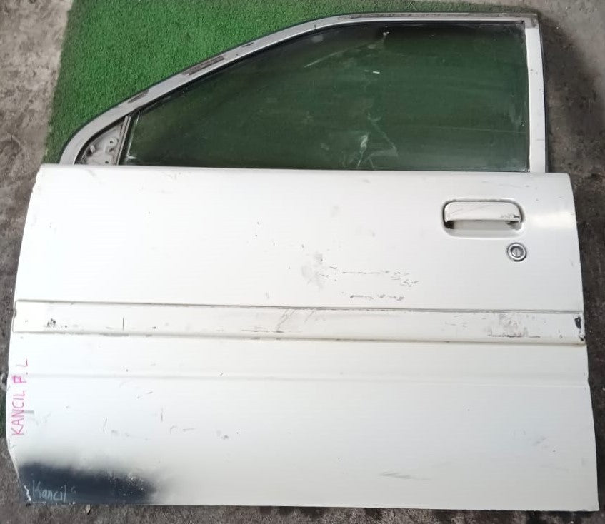 PERODUA KANCIL DOOR PANEL FLH COMPLETE WHITE (B) (DP00048)