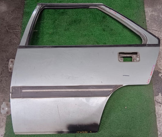 PROTON ISWARA DOOR PANEL RLH KOSONG SILVER (DP00061)