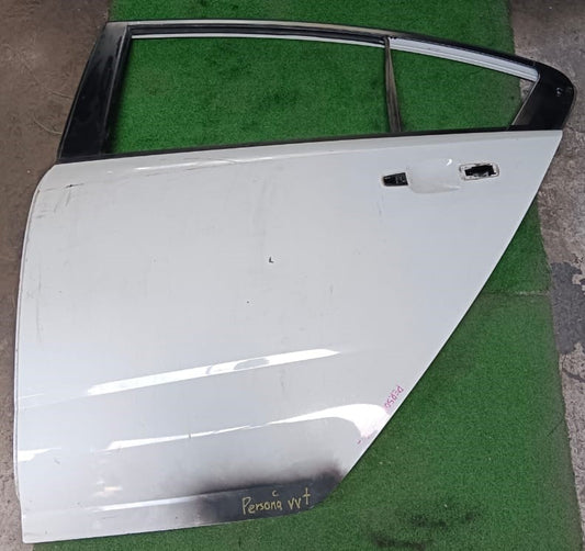 PROTON PERSONA VVT DOOR PANEL RLH KOSONG WHITE (DP00063)