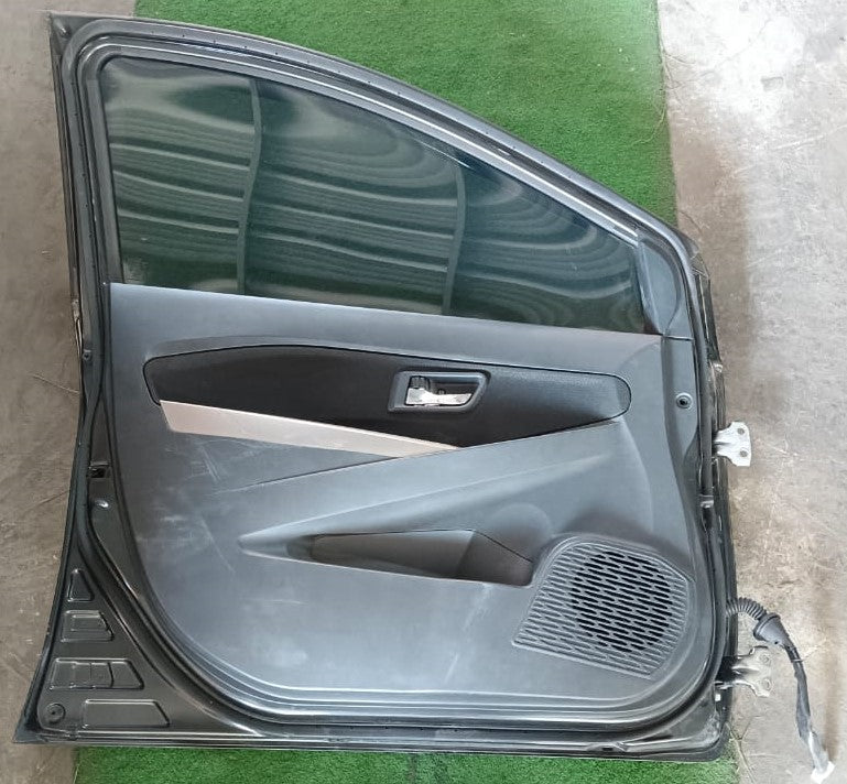 PERODUA BEZZA DOOR PANEL FLH COMPLETE BLACK (DP00094) – YS PARTS