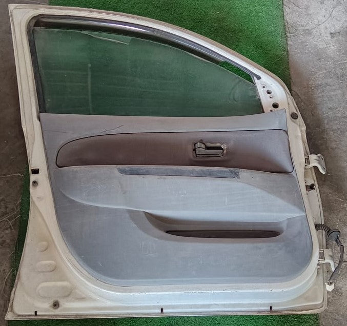 PERODUA MYVI K3 DOOR PANEL FLH COMPLETE WHITE (B) (DP00095)