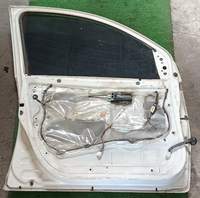 PERODUA MYVI K3 DOOR PANEL FLH COMPLETE WHITE (B) (DP00096)