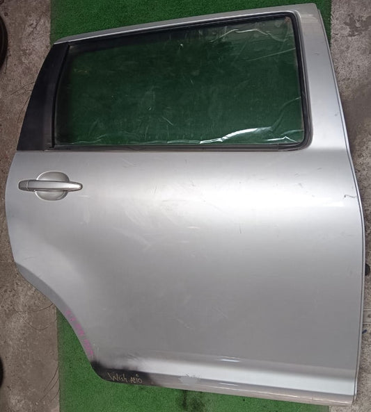 TOYOTA WISH AE10 DOOR PANELK RRH COMPLETE SILVER (DP00109)