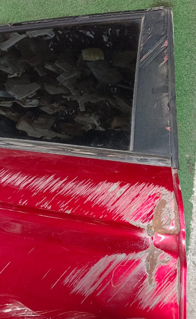 PROTON X70 DOOR PANEL RRH COMPLETE RED (B) (DP00120)