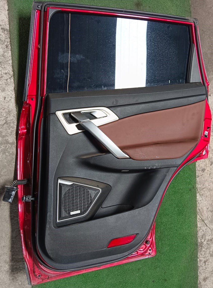 PROTON X70 DOOR PANEL RRH COMPLETE RED (B) (DP00120)