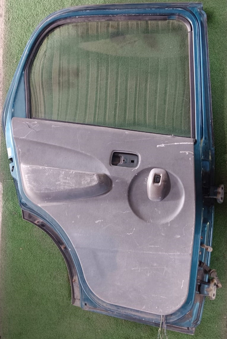 PERODUA KEMBARA DOOR PANEL RLH COMPLETE BLUE (DP00128)