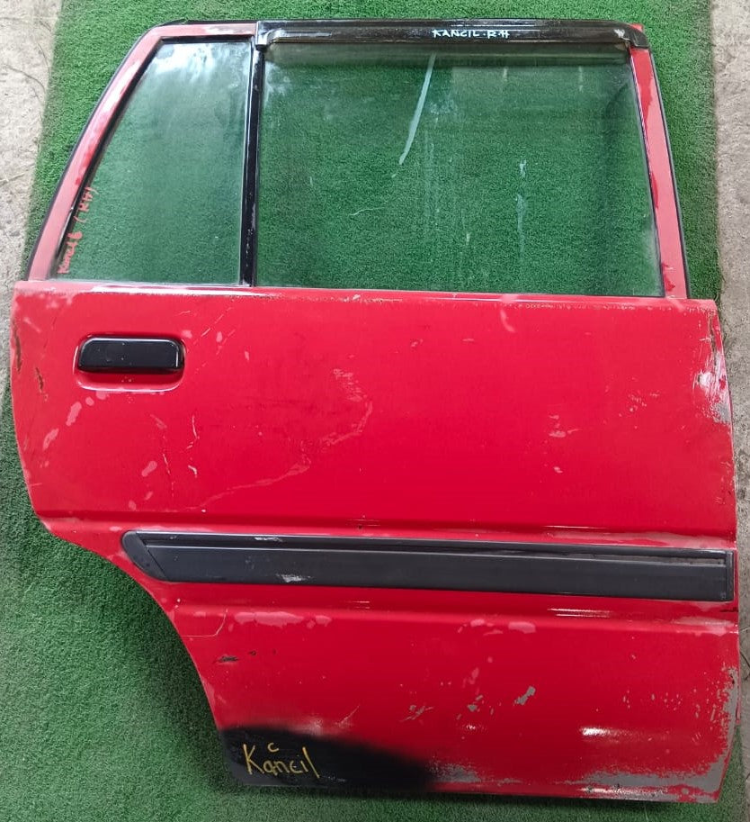 PERODUA KANCIL DOOR PANEL RRH COMPLETE RED (DP00154)